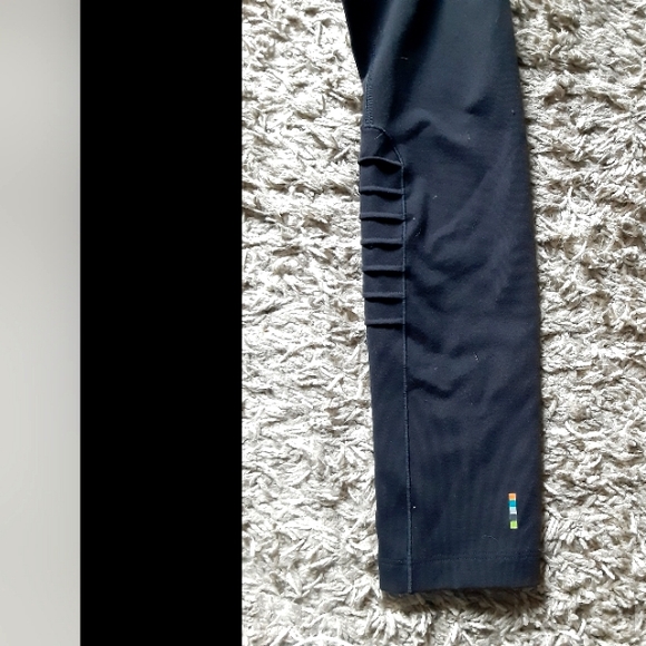 Smart Wool Leggings - Picture 2 of 6